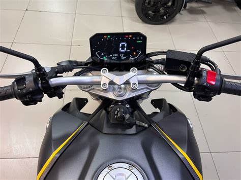 Купить новый Voge R инжектор передач в Москве чёрный naked bike