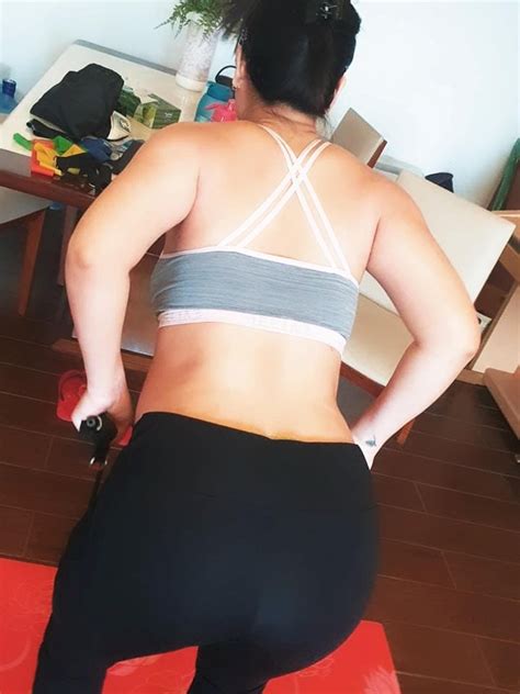 Loạt hot mom chuẩn bị sinh con nối dài danh sách hot kid đình đám