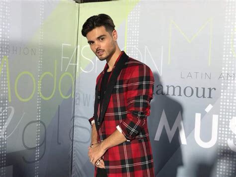 abraham mateo net worth