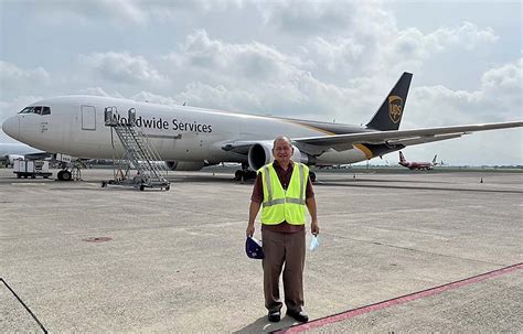 THE UPSer WHOSE JOB IS TO KEEP PUSHING BACK - MegaBites