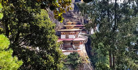 Bhutan Cultural Tour 6 Night 7 Days Tour Package Fly In Fly Out