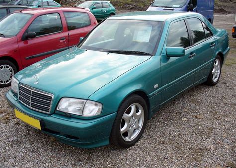 Mercedes-Benz Baureihe 202 - JungleKey.de Bilder