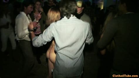 Andrea At La Terrrazza Nude In Public Charlottc