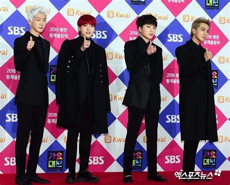 Sân khấu SBS Gayo Daejun 2017 bùng cháy với So Hot của BlackPink và Haru Haru của Winner