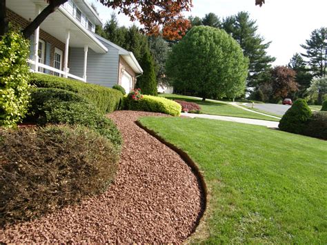 Professional Mulch Installation in Maryland | Mulch Masters