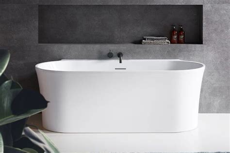 Decina Aurora 1500/1700mm back-to-wall freestanding bath matte white