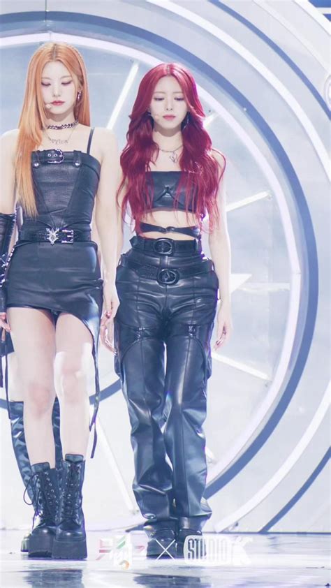 Untouchable Itzy Yuna Fancam Music Bank Video In