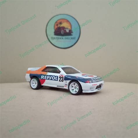 Jual Hot Wheels Nissan Skyline GTR R Custom Repsol Livery Kab
