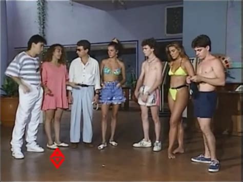 Naked Amara Villafuerte in Papá soltero