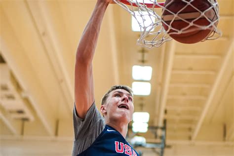 Cooper Flagg Named USA Basketballs Male Athlete Of The Year