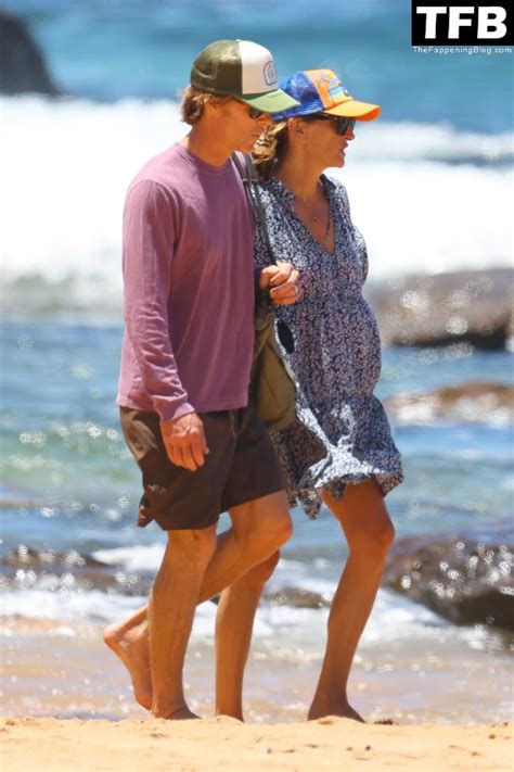 Julia Roberts Looks Hot In A Swimsuit At The Beach In Sydney Photos Onlyfans Leaked Nudes