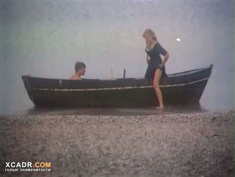 Naked Marina Mayko In Zakat