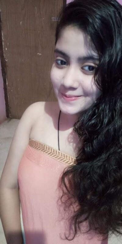 Beautiful Hottest Desi Gf Ruksar Showing Hot Big Boobs Press Oiling Nughty Sexy Horny Pink Pussy