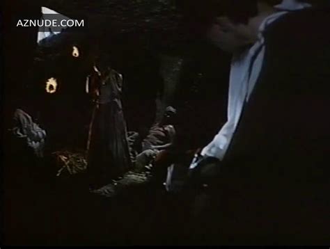 ELISA LUCINDA Nude AZNude