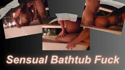 Heiße untreue Ehefrau hat leidenschaftlichen Sex mit ihrer Nachbarin