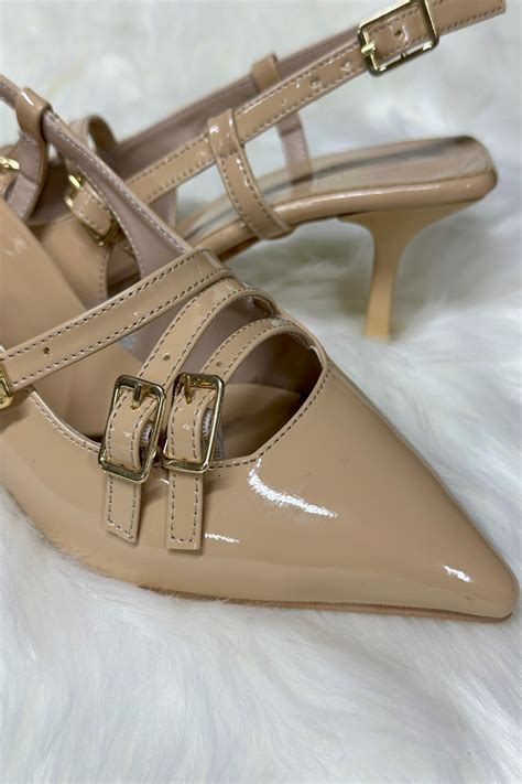 İmerShoes Günlük Kadın Nude Rugan Tokalı Ayarlanabilir Kemerli Sivri Burunlu Ince Topuk Ayakkabı