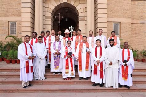 Church of North India welcomes first woman bishop - Council for World ...