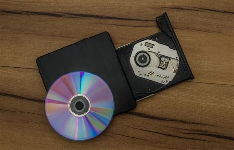 togliere protezione da dvd  blu ray da copiare su pc    dvd