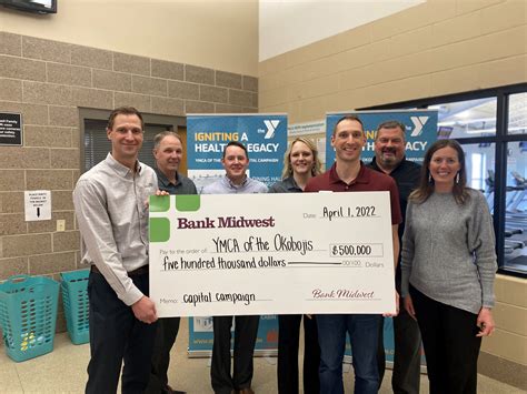 Bank Midwest Donates to Reading Buddies Program - Bank Midwest