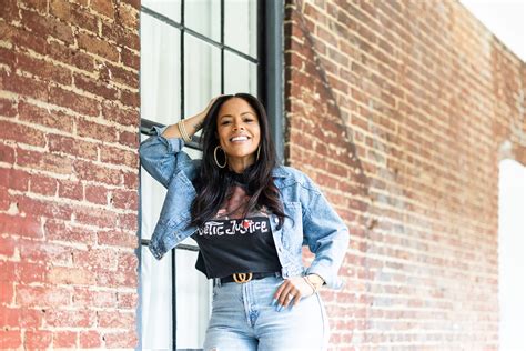 Lauren Makk: HGTV Star is Calling Nashville Home – Urbaanite