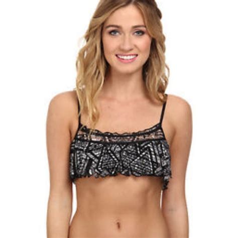 Becca Swim Nwt 64 Becca Small African Beat Flounce Top Poshmark