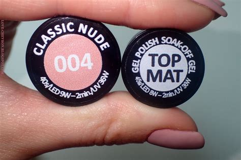 Love Chevron Manicure Hybrydowy Semilac Classic Nude W Macie