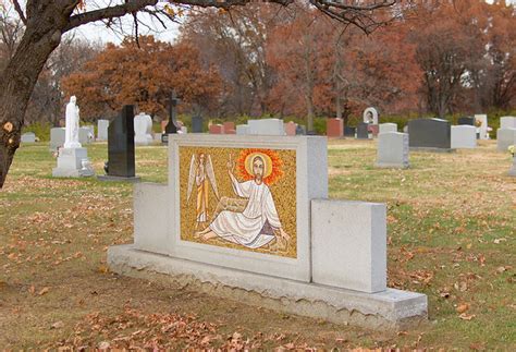 Rome of the West: Photos of Mosaics at Resurrection Cemetery