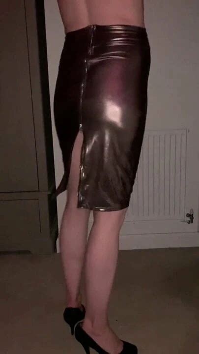 Shiny Pencil Skirt Amateur English MILF British Porn XHamster