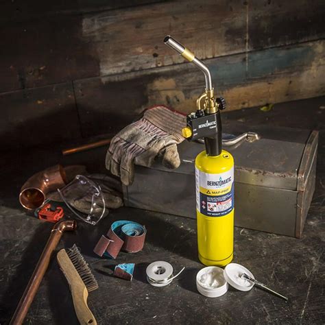 Bernzomatic TS8000 MaP/Pro Max-Heat ProPane Torch Kit, 400-g | Canadian