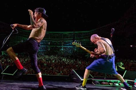 Clientes Brb Ter O Pr Venda Exclusiva Para O Show Do Red Hot Chili Peppers Df Mobilidade