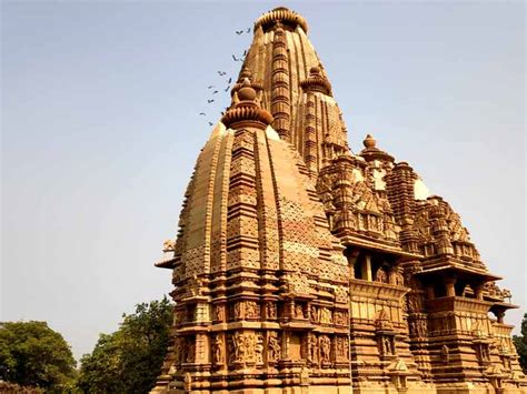 khajuraho temple guide laid  traveller
