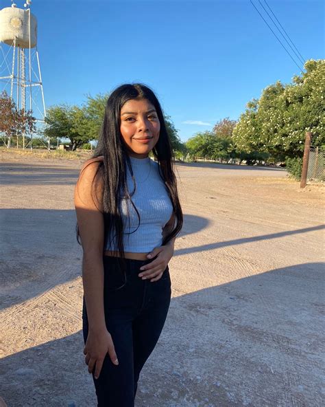 Julissa González (@julissa__gonzalez) • Instagram photos and videos