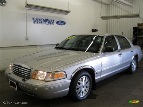 2004 Silver Birch Metallic Ford Crown Victoria LX 55019444 GTCarLot