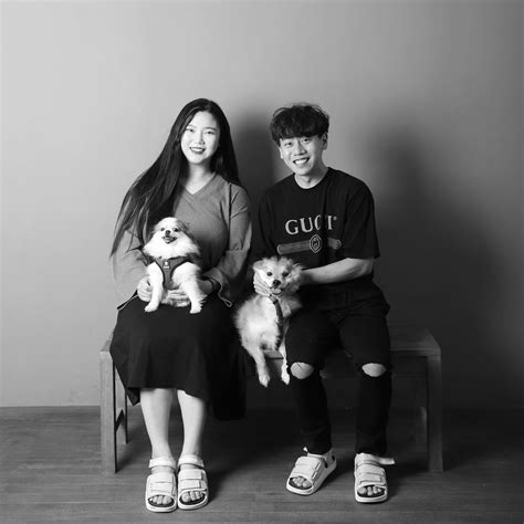 군산 흑백사진관 김치 (@kimchi_photo) • Instagram photos and videos