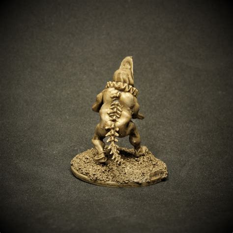 3d Printable Moon Assassin By Knucklebones Miniatures