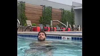 Supongo que esta es la semana de los pies de los chicos de TikTok en mi página XVIDEOS