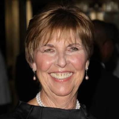 Mary Lee Pfeiffer - Bio, Age, Height, Net Worth, Facts, Nationality