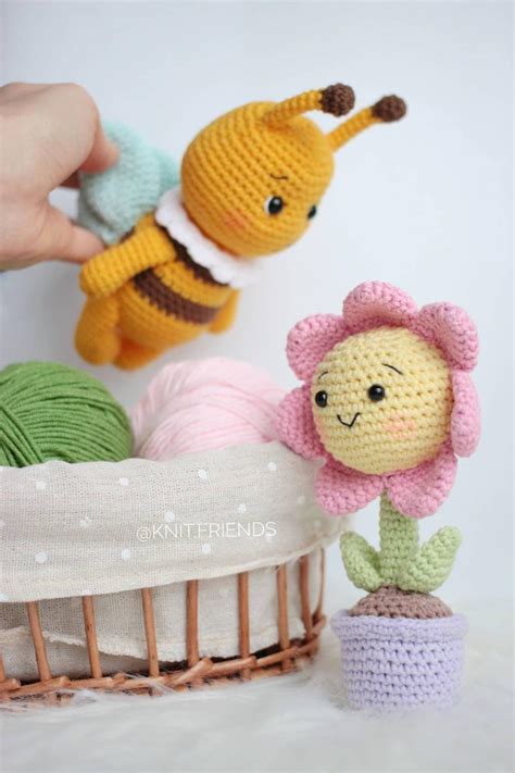 Amigurumi flowers PATTERN crochet pattern amigurumi flower | Etsy