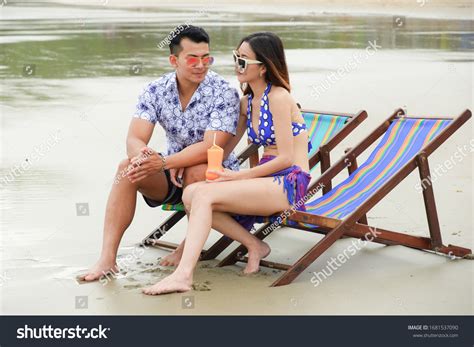 Portrait Couple Love Sexy Bikini Seaside Stock Photo Shutterstock