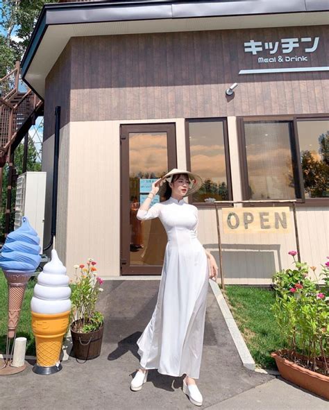 Hotgirl Hằng Habi diện bikini khoe bưởi đôi đầy đặn