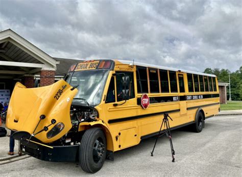 Wolfe County Gets Kentuckys First Electric School Bus Kentucky Teacher