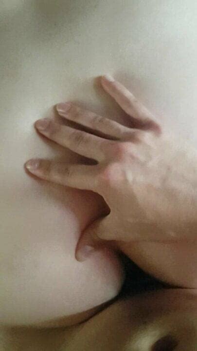 Blanche Avec Un Plug Dans Le Cul Jouis Avec Une Bite D Arabe European Porn XHamster