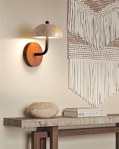 reverse wall light docos