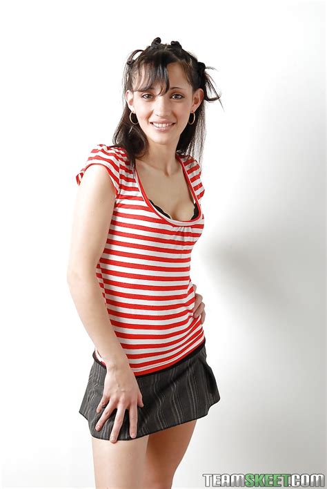 Naughty Babe With No Panties Under Her Greyhound Exposing Her Gash Porn Pictures XXX Photos