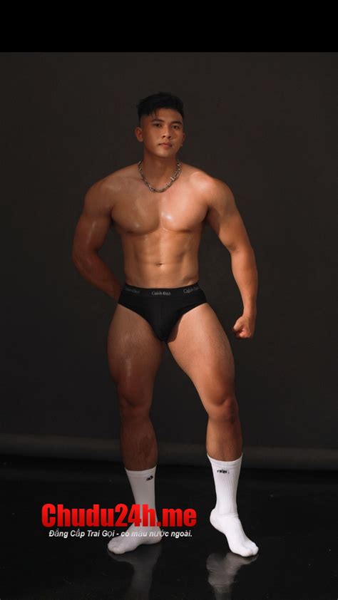 SIÊU PHẨM TRAI VDV THỂ HÌNH BODY GYM CU BỰ PHỤC VỤ TOP FUCK KHỎE MASAGE TỐT CAO TO ĐẸP TRAI