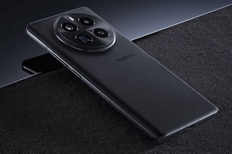 A New Realme 5G Smartphone Passes FCC Along With Some Details - Gizmochina