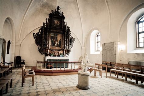 Church Interior · Free Stock Photo