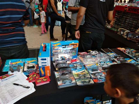 Mau Bikin Hot Wheels Jadi Unik Dan Makin Mahal Ini Tips Modifikasi Hot Wheels Ala KASKUS Hot