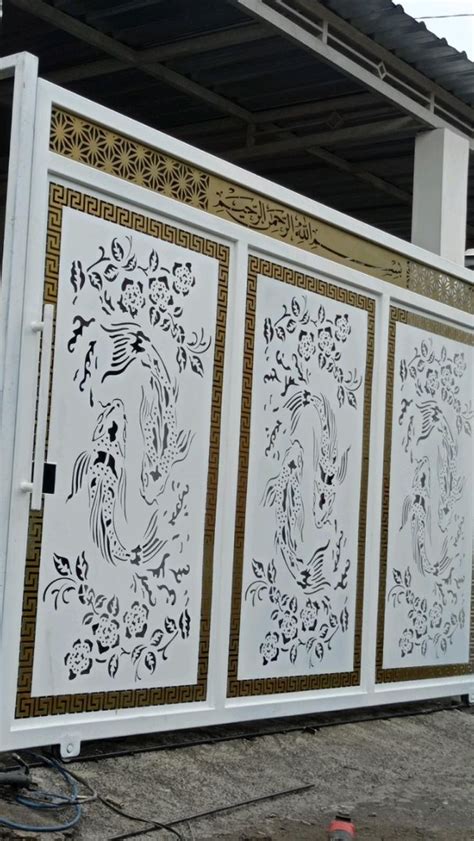 Pagar Motif Batik