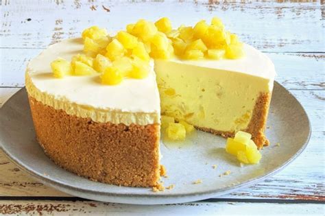 Pineapple Sour Cream Cheesecake Recipe